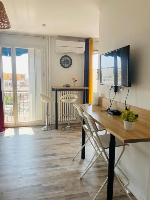 Petit Studio Centre Joliette Марсель Экстерьер фото
